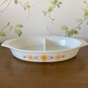 Vintage Pyrex Town and Country Divided Casserole Dish 1 1/2 Quart